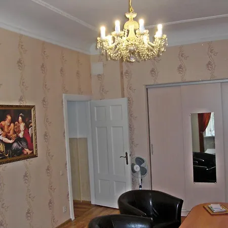 Sunny Esplanade By Old Town *