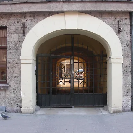 Sunny Esplanade By Old Town