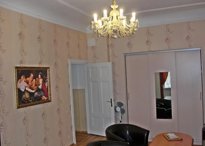 Sunny Esplanade By Old Town *