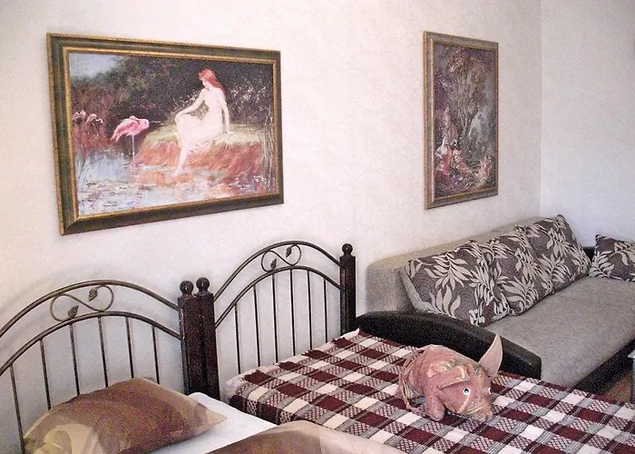 Sunny Esplanade By Old Town