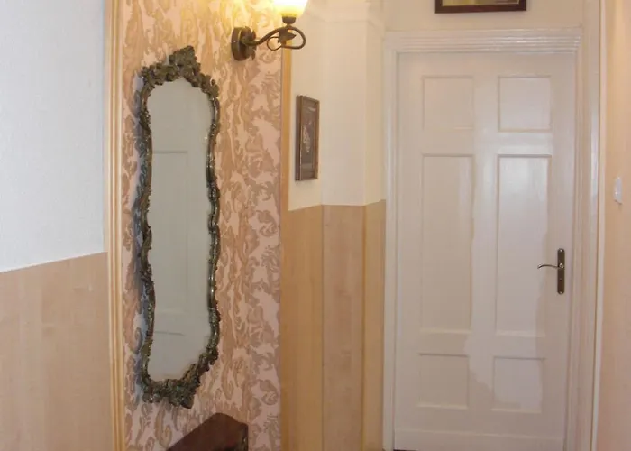 Dzīvoklis Sunny Esplanade By Old Town *