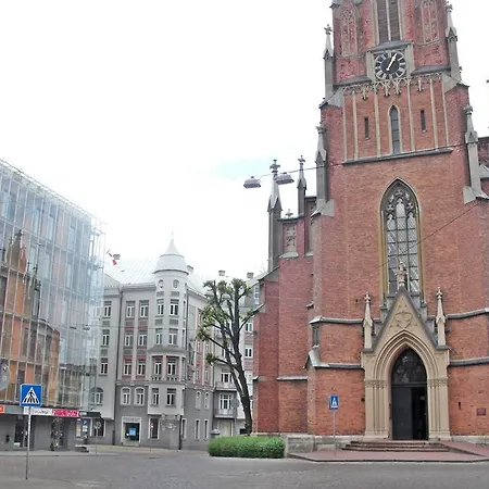 Sunny Esplanade By Old Town * 里加