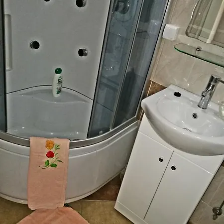 Sunny Esplanade By Old Town 公寓 *